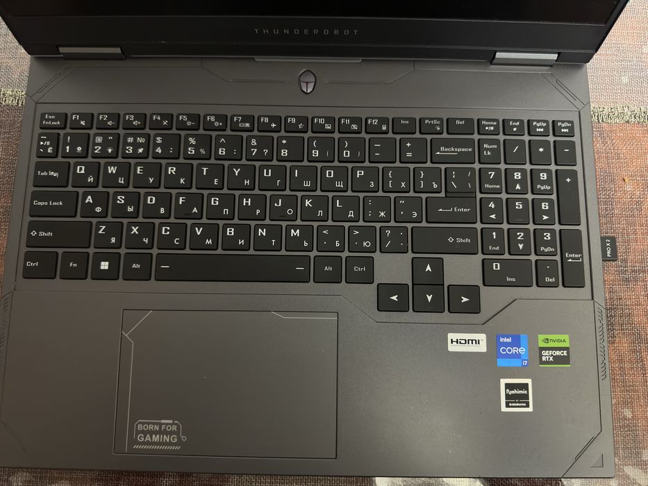 Thunderobot Gravity 16 Pro 1T+ Superlight 2+ Xbox геймпад