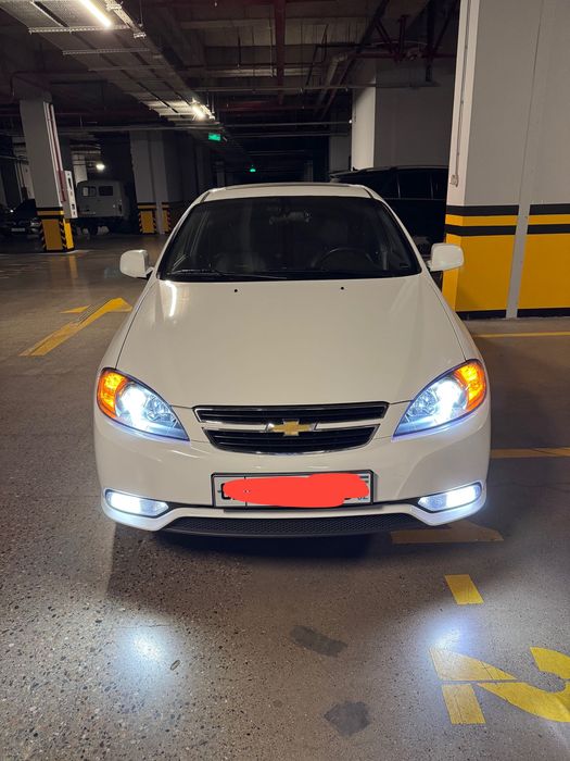 Продаётся Chevrolet Gentra в отличном состоянии. 3 позиция