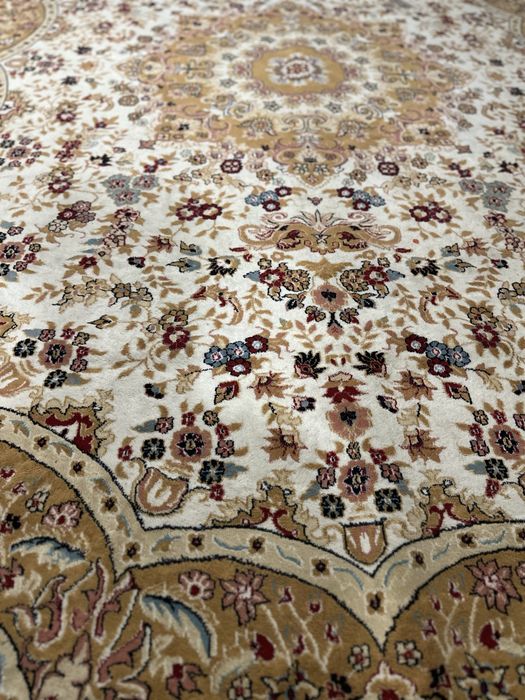 Турецкий ковер в отличном состоиянии