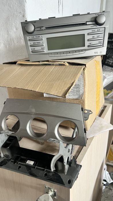 Продам магнитоллу камри 45-40