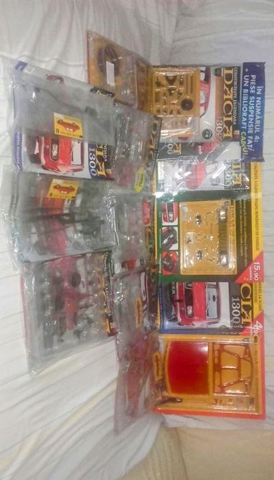 Construiește macheta  DeAgostini Dacia