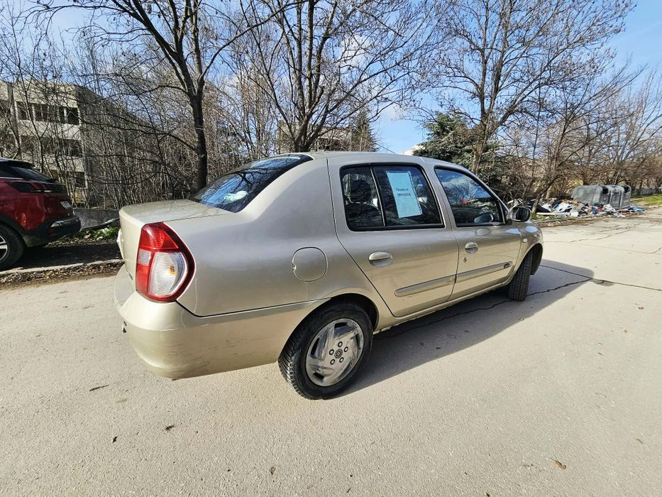 Renault Symbol бежов