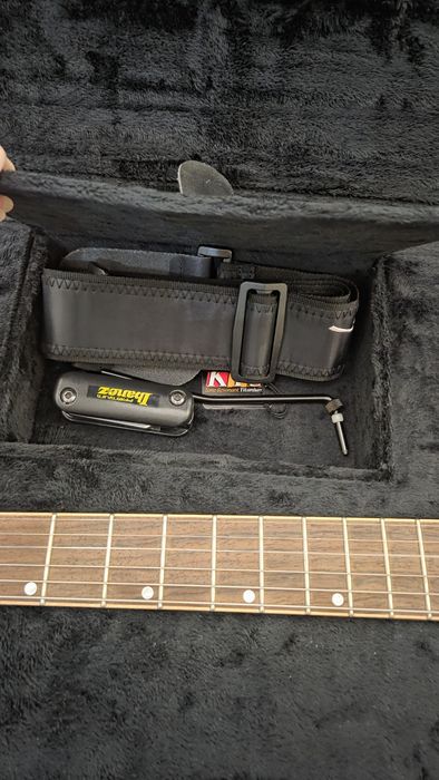 Электрогитара ibanez