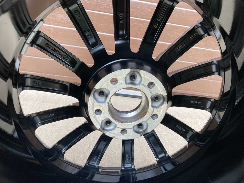 Janta G Class AMG R20 Continental 265/50R20 A4634011700 - Mercedes G