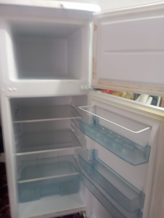 Холодильник продам