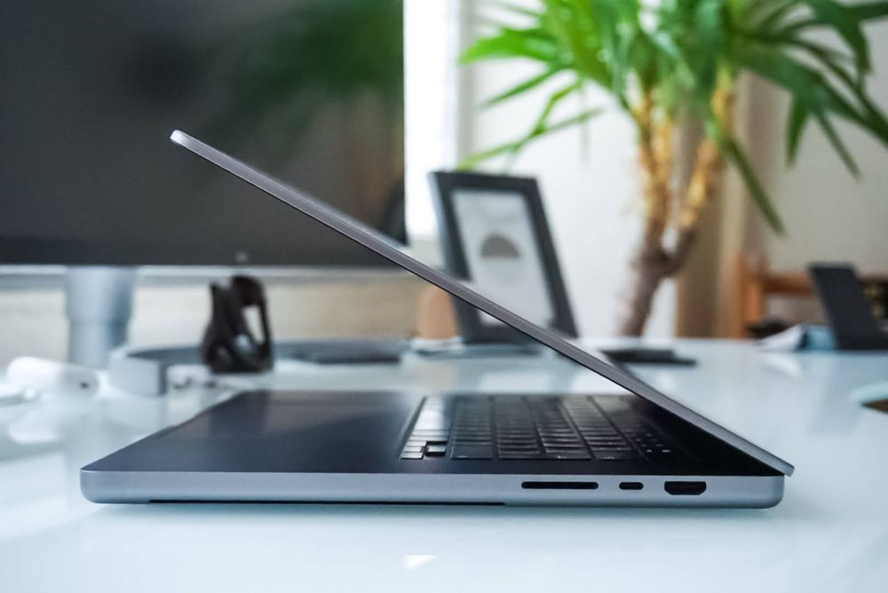 MacBook Pro M1 Pro 16GB