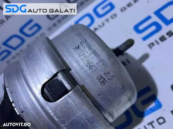 Suport Tampon Hidrolagar Stanga Volkswagen Passat B5.5 2.0TDI BGW BHW 2001 - 2005 Cod 8D0199379AE [LC3574]