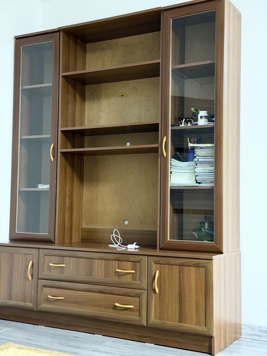 Шкаф гарнитур под телефизор