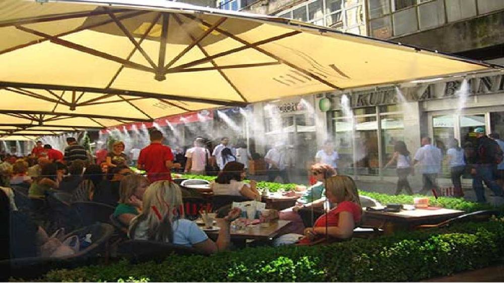 Racoare vara in plina canicula, camping, parc rulote