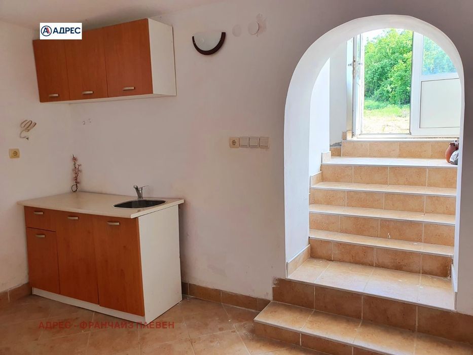 Продава се Къща в с. Коиловци, Област Плевен - 150 кв.м за 289 €/кв.м - Снимка #6