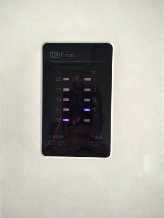 Хладилник с фризер Samsung RB31FERNDEF