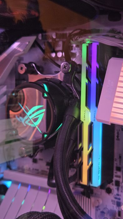 G.Skill TridentZ RGB 2x8 3200