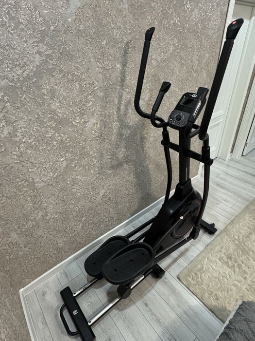 Эллиптический тренажёр