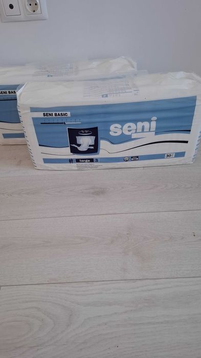 Vind 2 baxuri sigilate Scutece Adulti Seni Basic Large 30 buc.