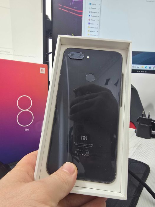 Mi 8 Lite MIDNIGHT BLACK Ram 4Gb /Rom 64Gb Dual Sim