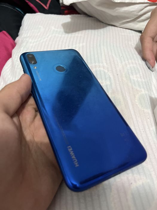 Продам Huawei y7 2019
