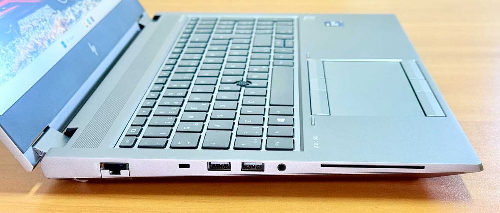 Core i9-11950H / 32GB RAM / RTX A3000 - 6GB / 512 SSD / HP ZBook Fury 15 G8 / 15.6 FHD IPS 400nits