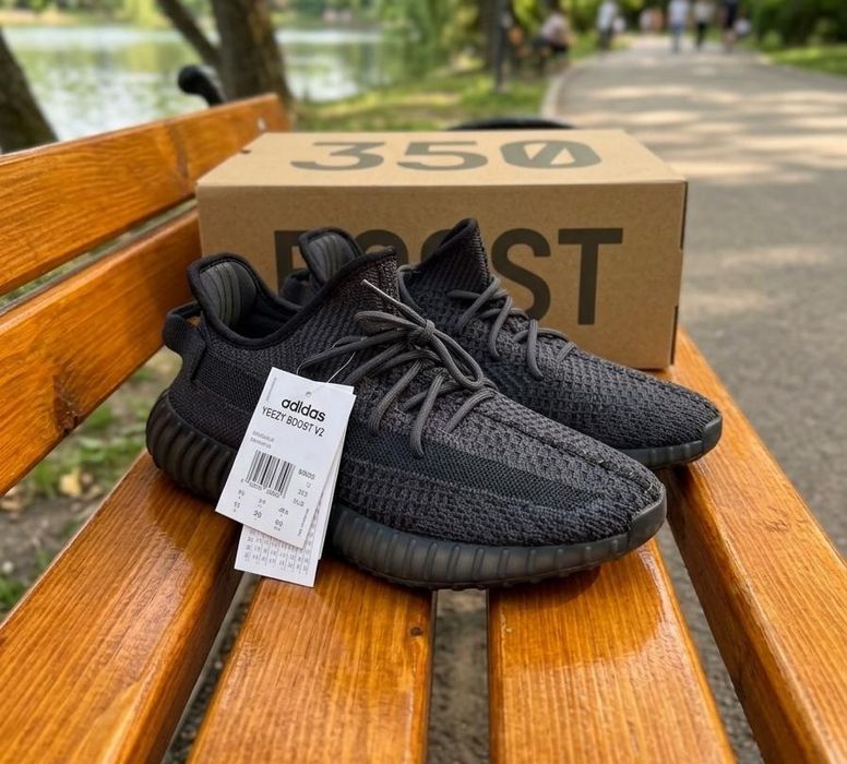 Adidasi Yeezy Boost 350 Negru Black - Unisex
