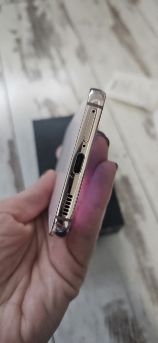 Samsung Galaxy S22 Pink Gold