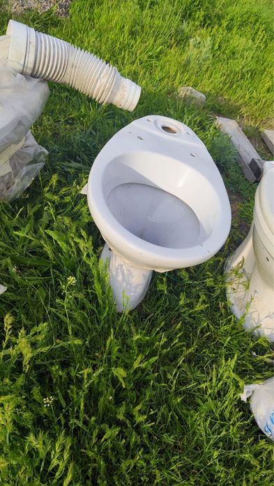 Унитаз без бочков