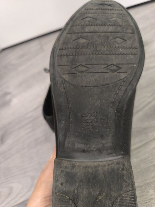 Черни обувки естествена кожа