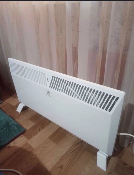 конвекторный обогреватель Electrolux-2000W доставка бесплатно