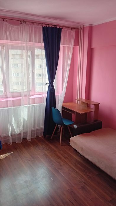 Proprietar, ofer spre inchiriere apartament cu 2 camere cu centrala proprie in Timisoara, str. Simion Barnutiu,  etaj 4/8