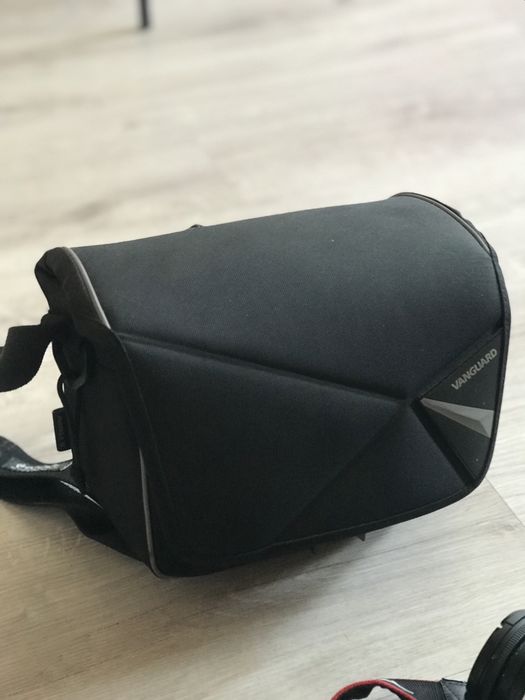 Фотоаппарат CANON EOS Kiss X4