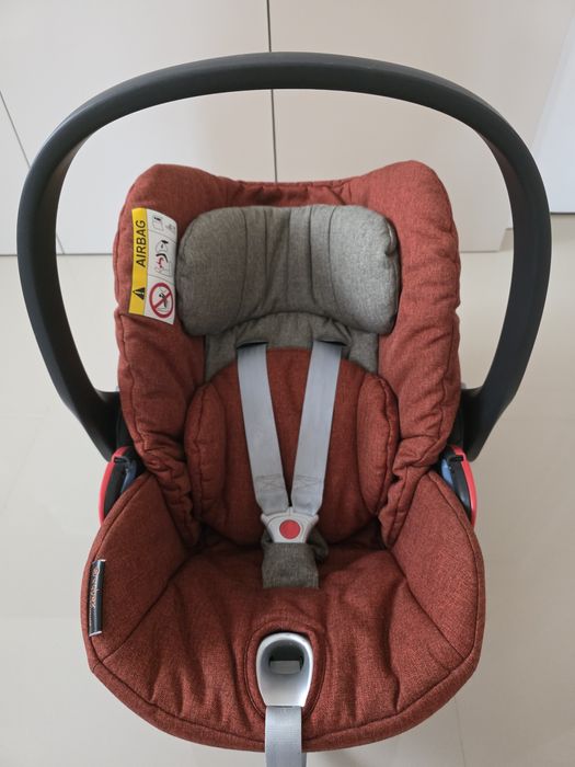 Scoică auto Cybex Cloud Q Platinium + baza ISOFIX Cybex Q-fix