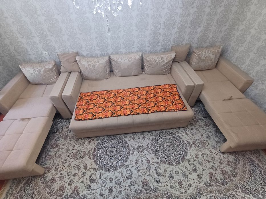 Продам Диван в отличном состоянии