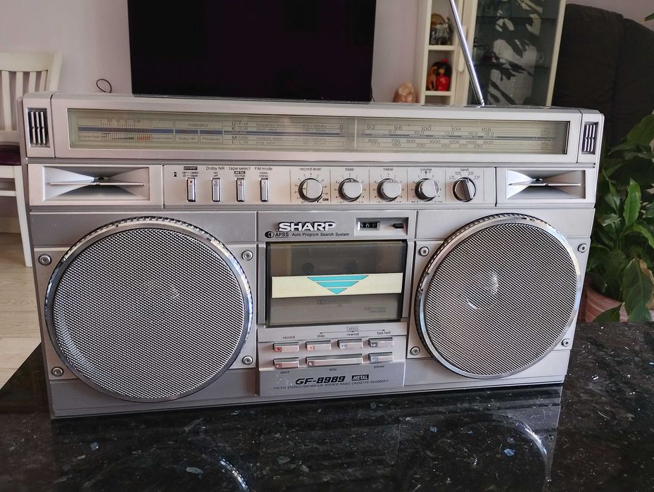 Sharp gf-8989cassette recorder