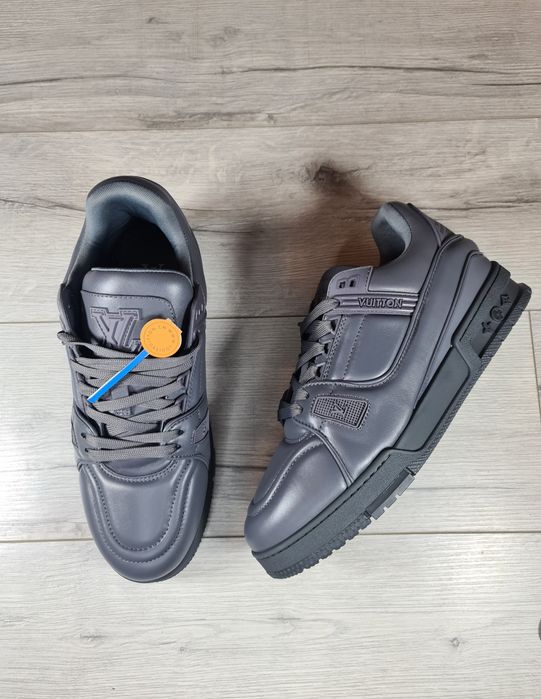 Sneakers-Louis-Vuitton-Gri-Noi-Marimea-43-Poze-Reale-Piele-Naturala-Calitate-Premium