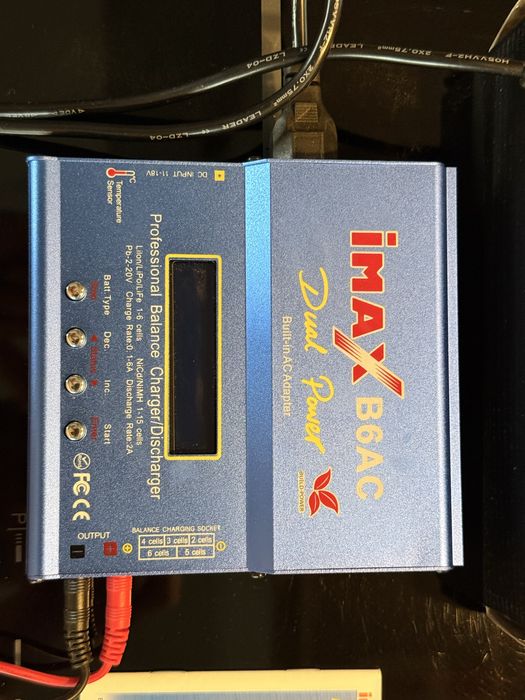 Зарядна станция Imax B6AC dual power