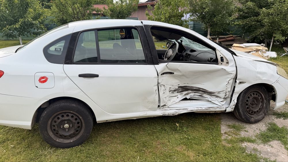 Renault Symbol 1.5 dci 2013. Primul proprietar. Toate piesele disponibile.