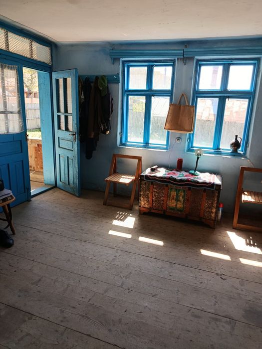 Vând casă cu teren1750mp com Gușoeni