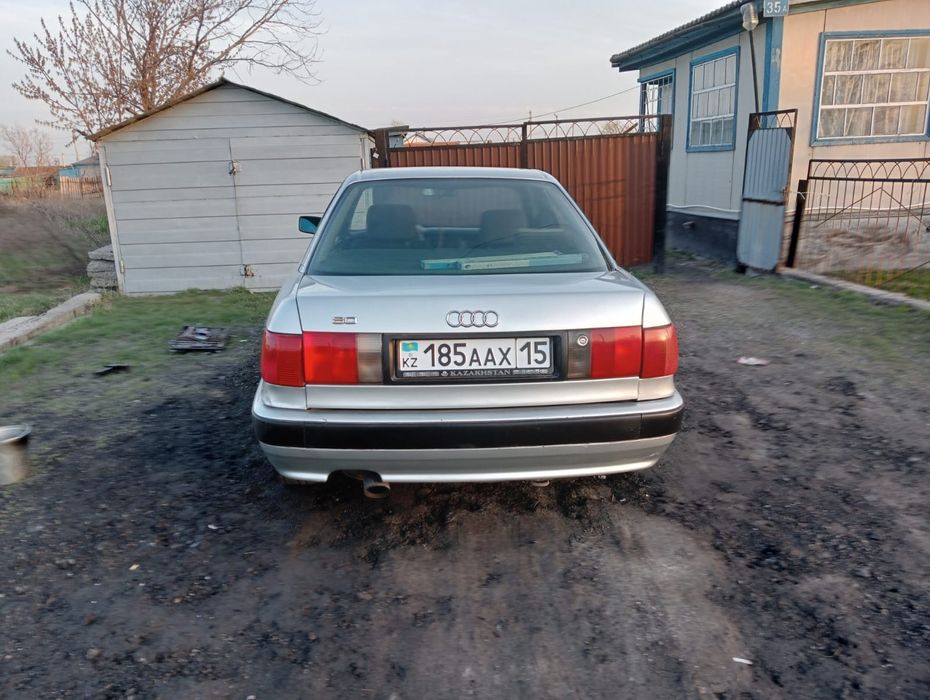 Продам Ауди 80 б4