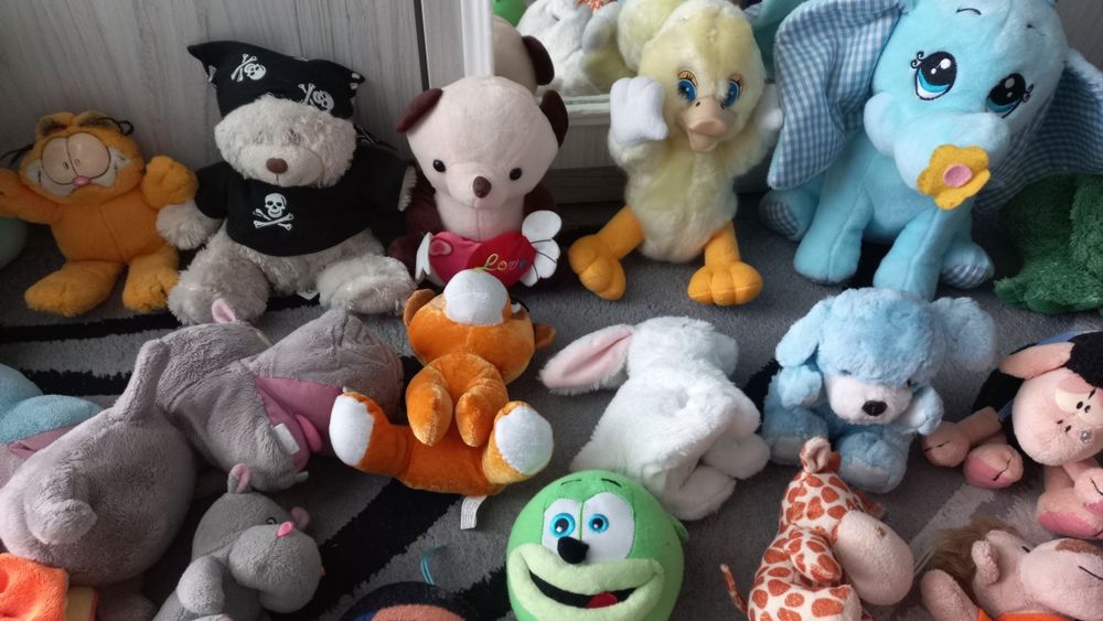 Плюшени играчки,кола,конструктор,строителна к