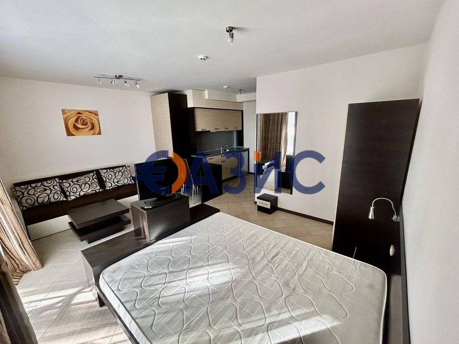 Продава се Едностаен апартамент в к.к. Слънчев бряг - 42 кв.м за 808 €/кв.м - Снимка #2