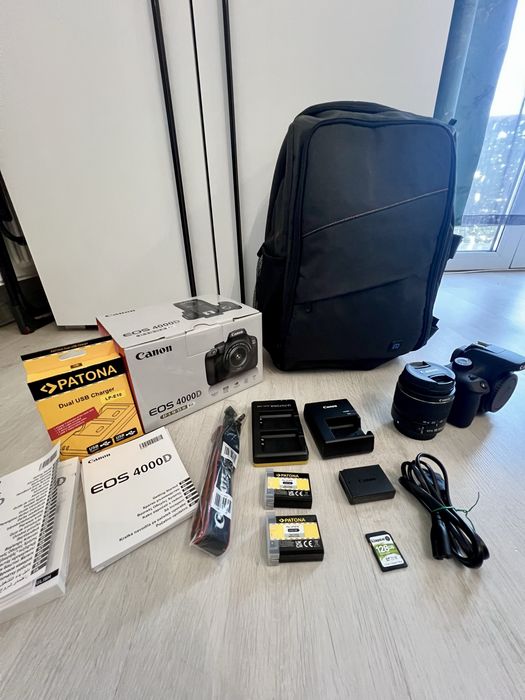 Canon EOS 4000D kit complet – ca nou + accesorii