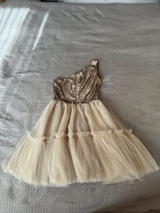 Официална рокля от Кристин Фешън