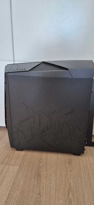 NZXT ROG Noctis 450