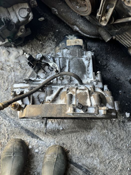 Продам на Ладу Ларгус каропку