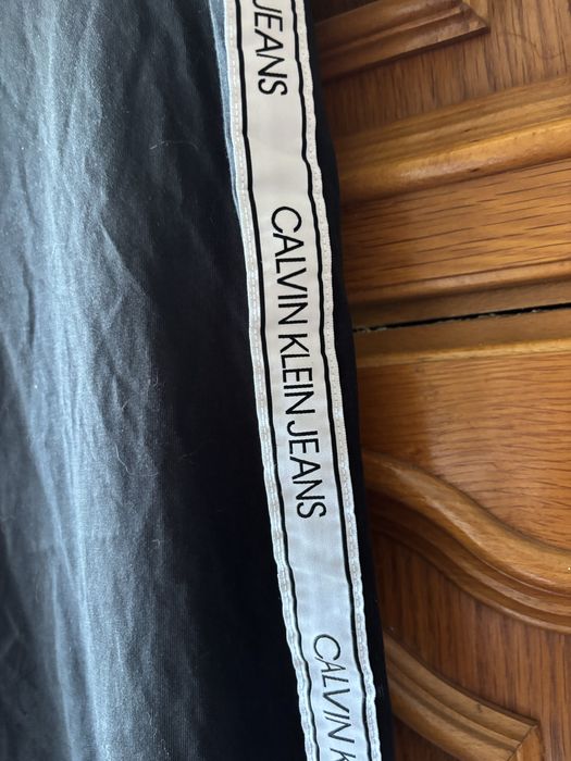 Rochie Calvin Klein Jeans neagră, mărimea S, 100% bumbac, logo lateral