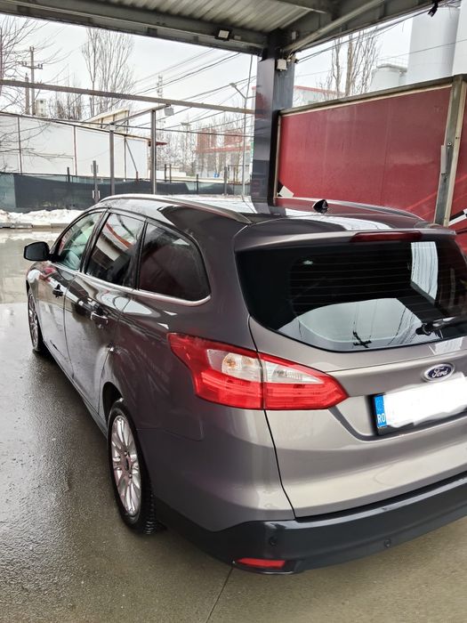 Vând Ford focus mk3