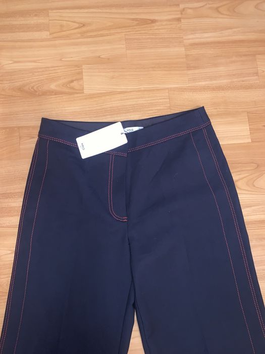 Pantaloni Mango cu eticheta