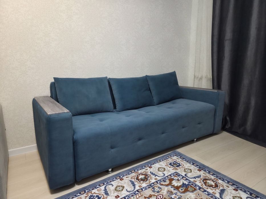 Продам диван бу район барыс арена