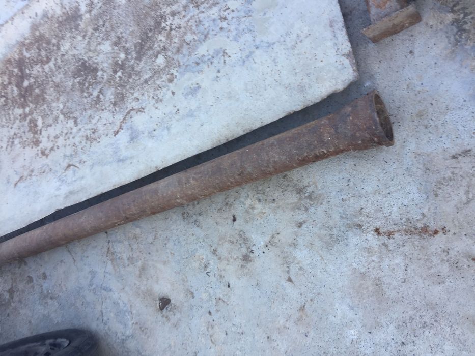 железная труба ,разные металлы