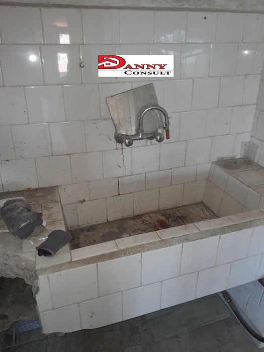 Продава се Къща в с. Крамолин, Област Габрово - 100 кв.м за 230 €/кв.м - Снимка #6