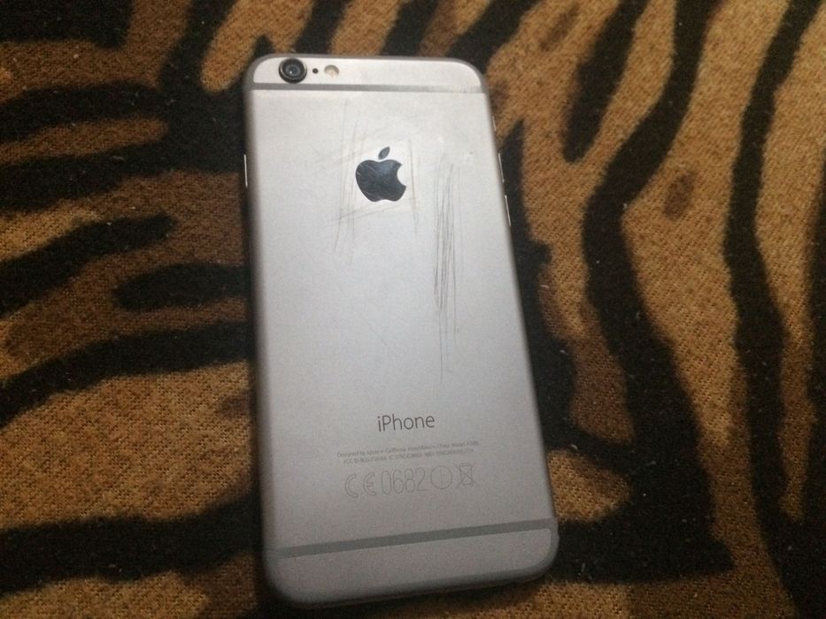 Iphone6 + чисто нов смарт часовник xiaomi redmi Watch 2 black