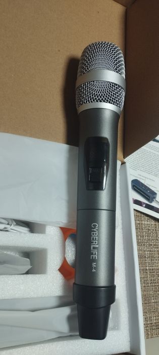 Микрофони безжични